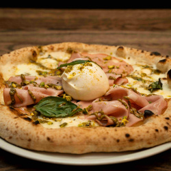 MORTADELLA su BURRATA